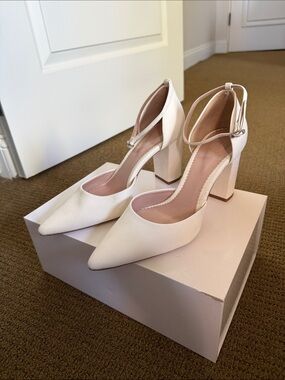 Emmy London Elegant Ivory Ankle-Strap Block Suede Heel Pumps